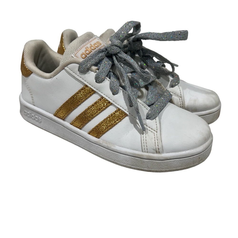 Adidas Sneakers
